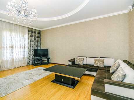 Elan №5669670 - Bakı, 28 May m., 3 otaqlı, 135 m², 7/16 mərtəbə