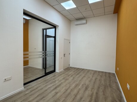 2-комн. офис - Насиминский  р. - 68 м²