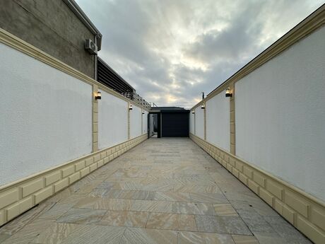 4 otaqlı həyət evi/bağ evi - Mərdəkan q. - 240 m²