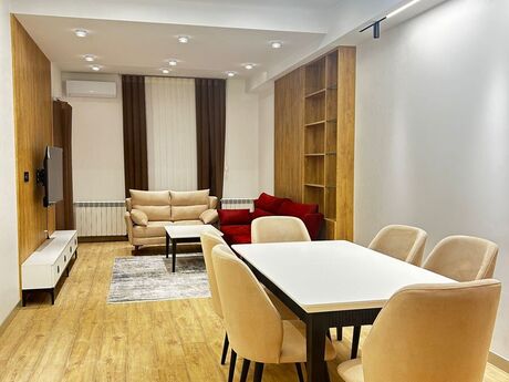 Elan №5671123 - Bakı, Nizami m., 2 otaqlı, 80 m², 5/11 mərtəbə