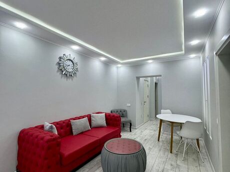 Sahildə 2 otaqlı köhnə tikili mənzil kirayə verilir, 60 m², 1 100 AZN/ay, şəkil 5 / 12
