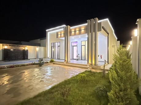 4 otaqlı həyət evi/bağ evi - Şüvəlan q. - 160 m²