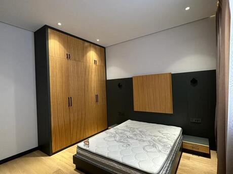 6 otaqlı həyət evi/bağ evi - Şağan q. - 300 m²