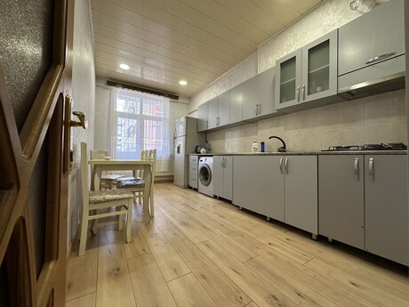2 otaqlı yeni tikili - Neftçilər m. - 90 m²