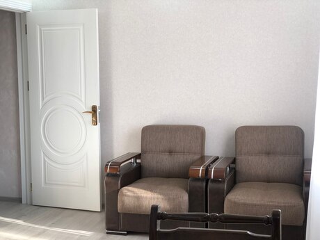 2 otaqlı köhnə tikili - 8-ci mikrorayon q. - 65 m²