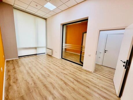 2-комн. офис - м. 8 ноября - 60 м²