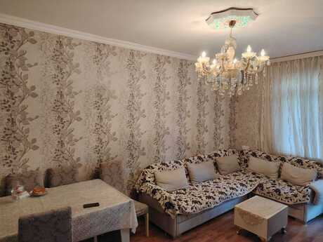 2 otaqlı köhnə tikili - Memar Əcəmi m. - 58 m²