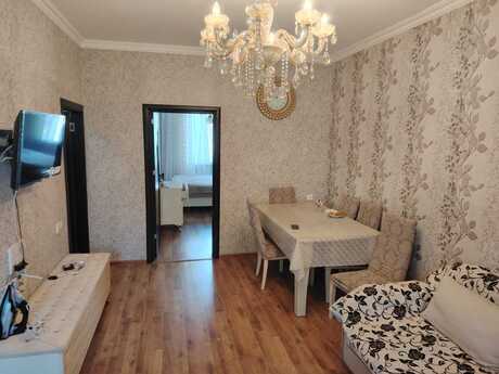 2 otaqlı köhnə tikili - Memar Əcəmi m. - 58 m²