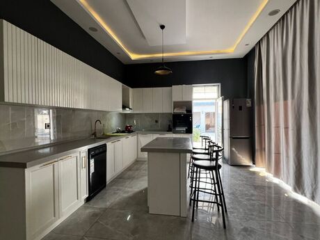 4-комн. дом/дача - пос. Мардакан - 140 м²