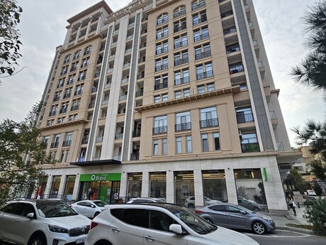 4 otaqlı yeni tikili - Səbail r. - 146.2 m²