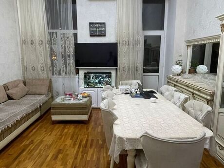 3 otaqlı köhnə tikili - Sahil m. - 79 m²