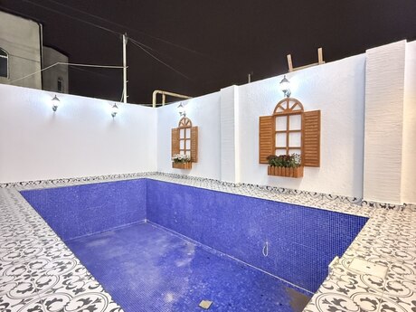 5 otaqlı həyət evi/bağ evi - Buzovna q. - 210 m²