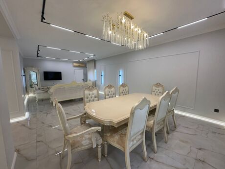 6 otaqlı həyət evi/bağ evi - Badamdar q. - 410 m²