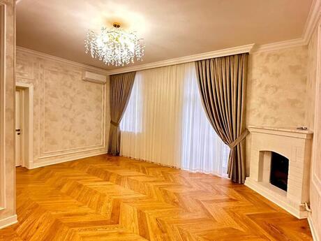 5 otaqlı köhnə tikili - İçəri Şəhər m. - 130 m²