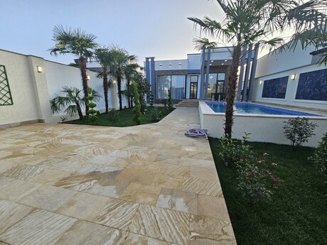 4 otaqlı həyət evi/bağ evi - Şüvəlan q. - 160 m²