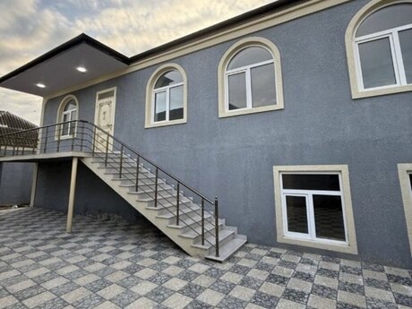 4 otaqlı həyət evi/bağ evi - Binə q. - 150 m²