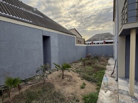 4 otaqlı həyət evi, 150 m², Binə: 150 000 ₼ 5