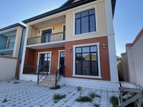 6 otaqlı həyət evi/bağ evi - Binə q. - 140 m²