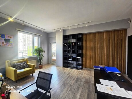 7 otaqlı ofis - Şah İsmayıl Xətai m. - 300 m²