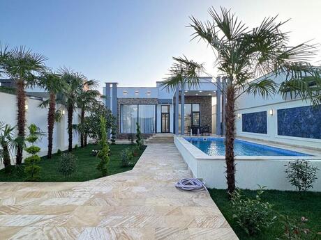 4 otaqlı həyət evi/bağ evi - Şüvəlan q. - 160 m²