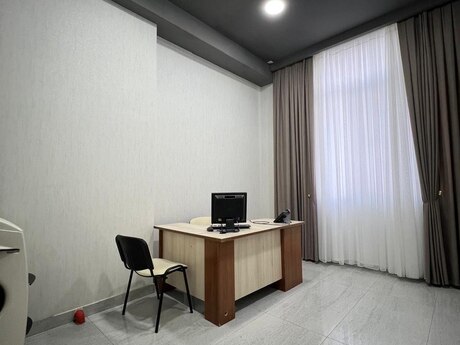 Obyekt - Badamdar q. - 220 m²