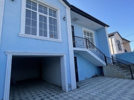 7 otaqlı həyət evi/bağ evi - Binə q. - 150 m²