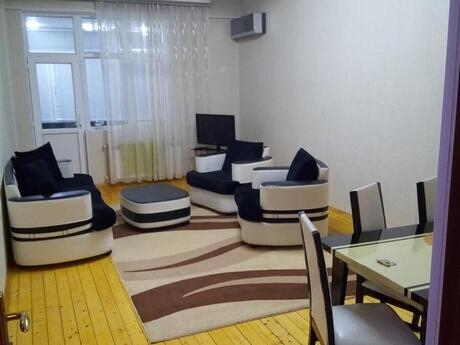 Объявление №5676939 - Баку, м. Ахмедлы, 3-комн., 85 м², 2/17 этаж