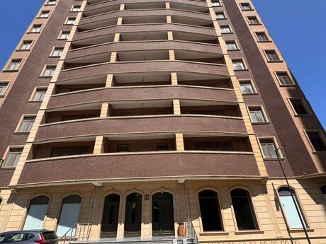 Elan №5677529 - Bakı, 28 May m., 3 otaqlı, 151 m², 7/14 mərtəbə