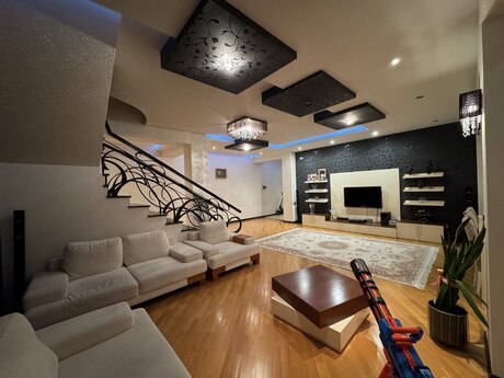 4-комн. новостройка - м. Иншаатчылар - 155 м²