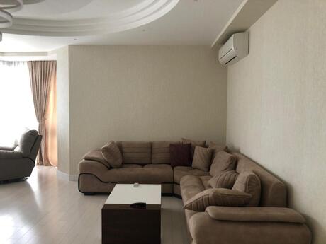 4 otaqlı yeni tikili - Nizami m. - 200 m²