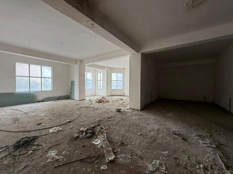 Obyekt - Elmlər Akademiyası m. - 600 m²