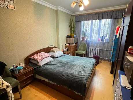 3 otaqlı köhnə tikili - Həzi Aslanov m. - 85 m²