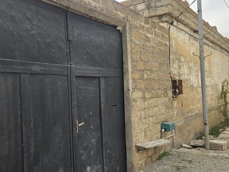 4 otaqlı həyət evi, 140 m², Binə: 88 000 ₼ 3