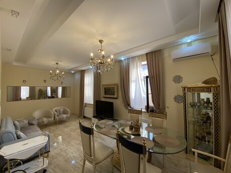 5-комн. дом/дача - пос. Бадамдар - 200 м²