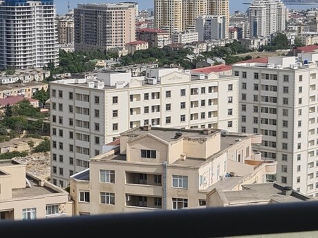 4 otaqlı yeni tikili - 8 Noyabr m. - 178 m²