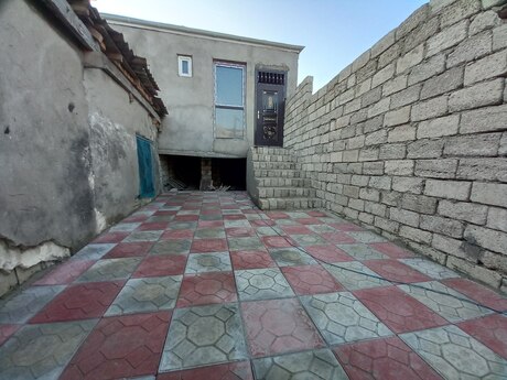 3 otaqlı həyət evi/bağ evi - Əhmədli q. - 100 m²