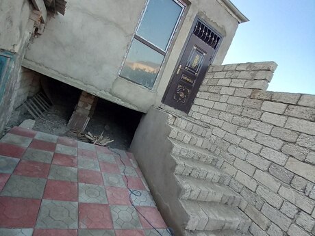 3 otaqlı həyət evi/bağ evi - Əhmədli q. - 100 m²