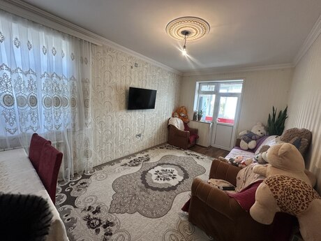 3 otaqlı köhnə tikili - Avtovağzal m. - 53 m²