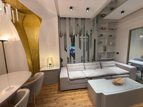 2 otaqlı yeni tikili - Ağ şəhər q. - 67 m²