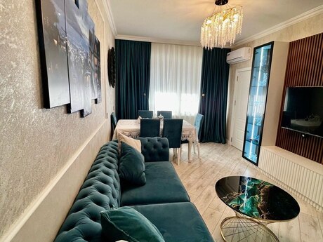 3 otaqlı köhnə tikili - Memar Əcəmi m. - 75 m²