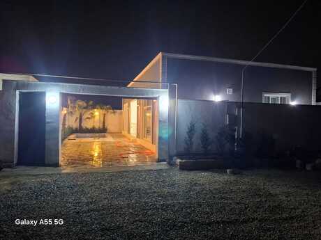 4 otaqlı həyət evi/bağ evi - Buzovna q. - 135 m²
