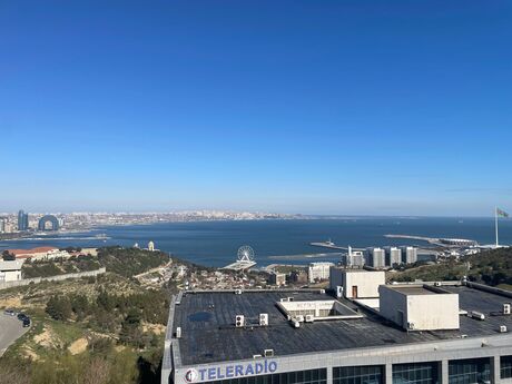 Объявление №5680820 - Баку, Сабаильский р., 2500 м²