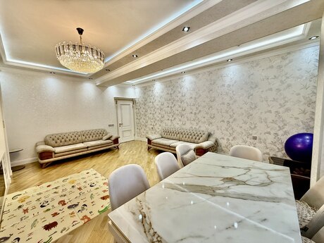 4-комн. новостройка - м. Кара Караев - 140 м²