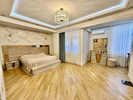 4-комн. новостройка - м. Кара Караев - 140 м²