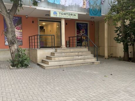 Obyekt - İnşaatçılar m. - 44 m²