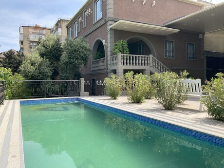 9 otaqlı həyət evi, 570 m², Buzovna: 850 000 ₼ 2