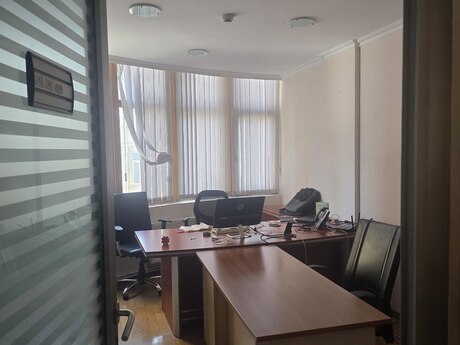 Obyekt - 28 May m. - 676 m²