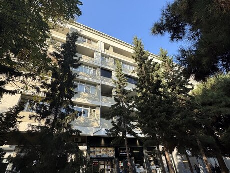 Объявление №5681661 - Баку, м. 28 мая, 3-комн., 100 м², 5/5 этаж
