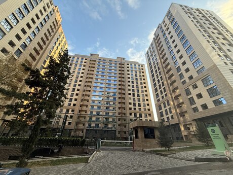 4 otaqlı mənzil, 130 m², Grand Plaza: 419 000 ₼ 2