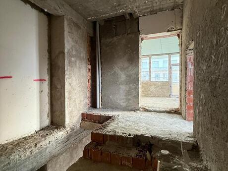 4 otaqlı yeni tikili - Nəsimi r. - 209 m²